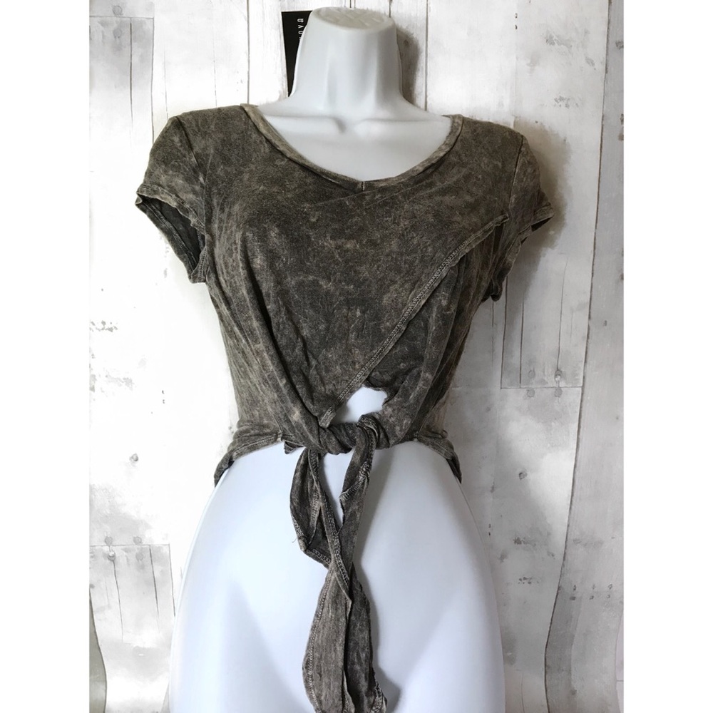 FashionNova Crop Top